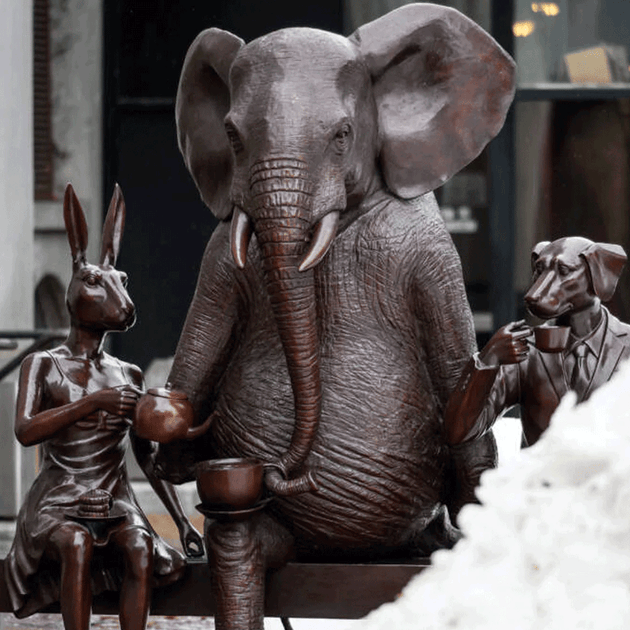 Endangered animals take a seat at Faneuil Hall – Gillie and Marc®