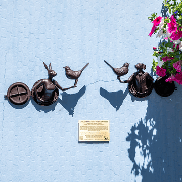 A Little Love for Friends (Bronze Sculpture)