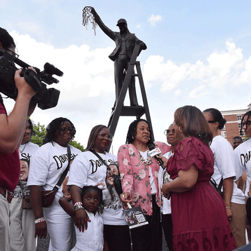 Dawn Staley (Bronze Sculpture)