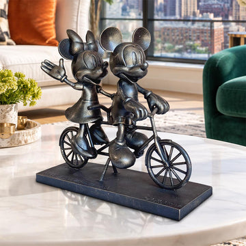 Mickey and Minnie Go Around the World with Love (Bronze Sculpture, Miniature Collection)
