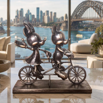 Mickey and Minnie Go Around the World with Love (Bronze Sculpture, Miniature Collection)