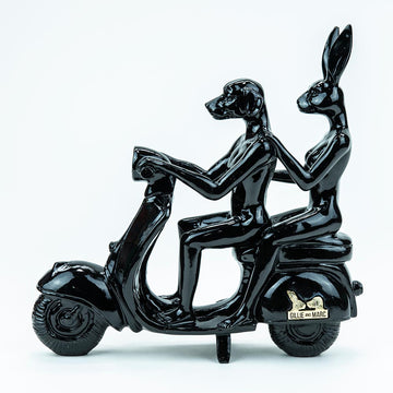 Happy mini vespa riders (Resin Sculpture)