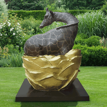 The Giraffe Was in Big Bloom