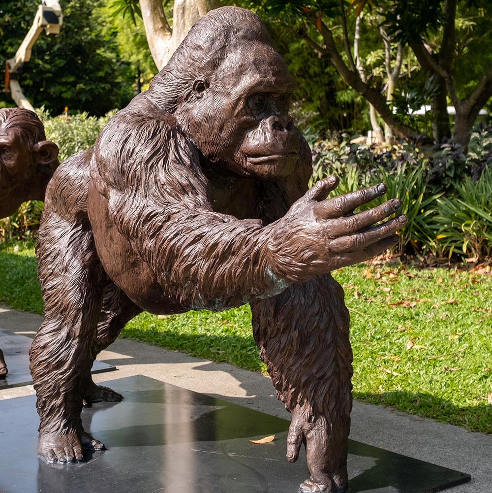 Love the Eastern Lowland Gorilla (Bronze Sculpture) – Gillie and Marc®