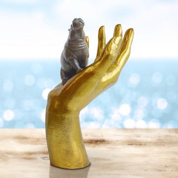 A Hippo in the Hand (Bronze Sculpture, Small)