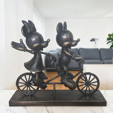 Mickey and Minnie Go Around the World with Love (Bronze Sculpture, Miniature Collection)