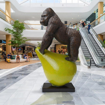 He was the king of the wild (Bronze Sculpture)