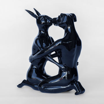 They kissed and kissed forever (Resin Sculpture)