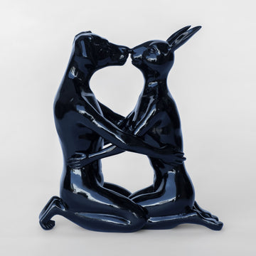 They kissed and kissed forever (Resin Sculpture)