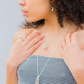 She wanted to spend her 9 lives with him (Pendant)