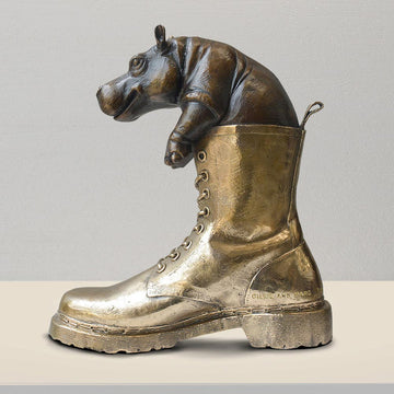 Walk with the baby hippo (Bronze Sculpture, Small)
