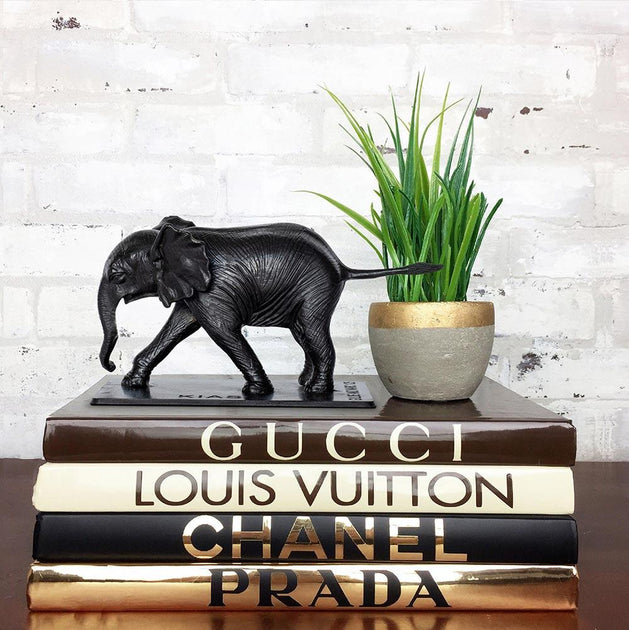 Louis Vuitton-sponsored human zoo? No, but it's complicated