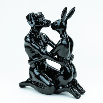 They were the best kissers (Small Resin Sculpture)