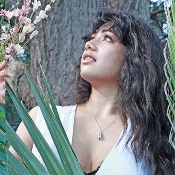 The koalas supported each other (Pendant)