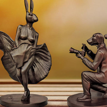 Pap Dogs Love Marilyn (Bronze Sculpture, Miniature Collection)