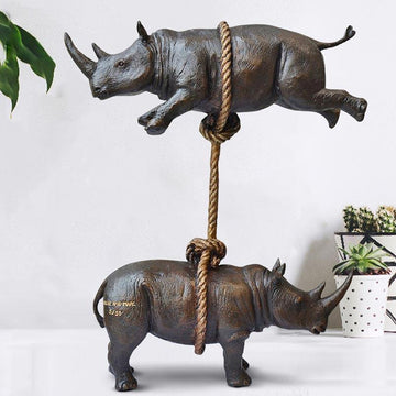 We will support each other (Bronze Sculpture)