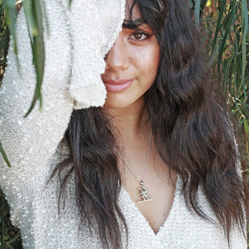 He loved skiing with the love of his life (Pendant)