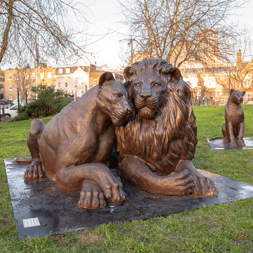 Virginia and Bill (Bronze Sculpture)