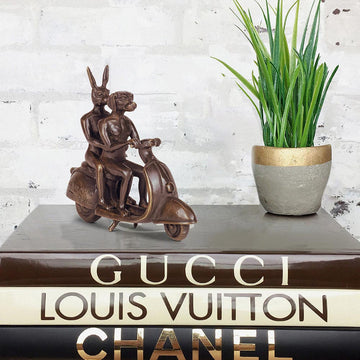 The Vespa Riders in Love (Bronze Sculpture, Pocket Size)