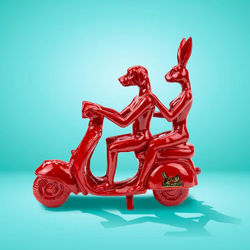 Happy mini vespa riders (Resin Sculpture)