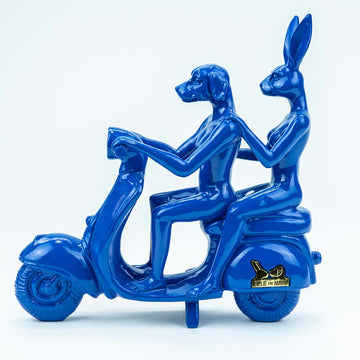 Happy mini vespa riders (Resin Sculpture)