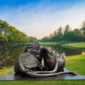 Virginia and Bill (Bronze Sculpture)