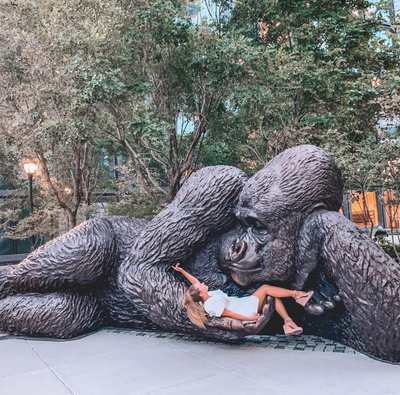 World's largest bronze gorilla sculpture grabs New Yorkers' attention