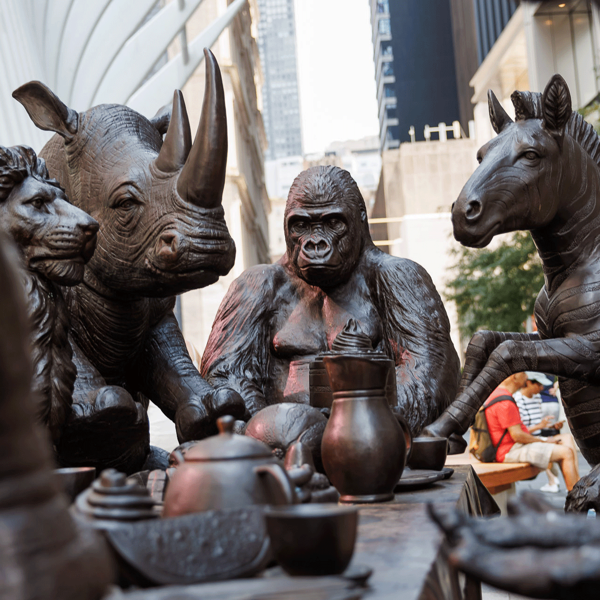 The world's largest octopus sculpture has landed in NYC – Gillie