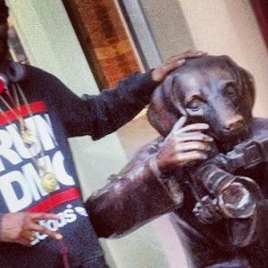 Snoop Dogg hanging with the Paparazzi Dogman
