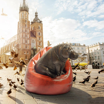 Hippo loves Big Beanbags (Bronze Sculpture)
