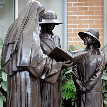 Guiding the Way (Bronze Sculpture)