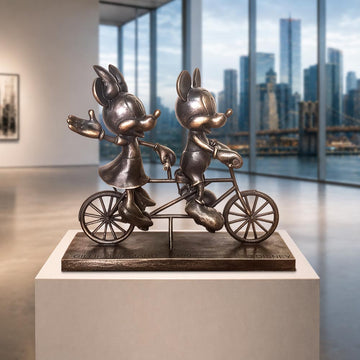 Mickey and Minnie Go Around the World with Love (Bronze Sculpture, Miniature Collection)