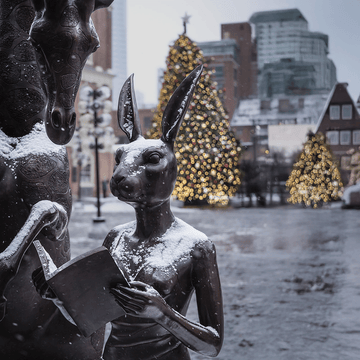 The Reading bench (Bronze Sculpture)