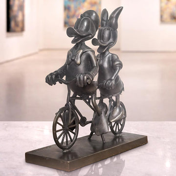 Daisy and Donald Go Around the World with Love (Bronze Sculpture, Miniature Collection)
