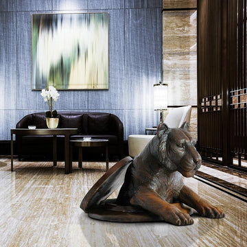Come out now, Tiger (Bronze Sculpture, Medium)