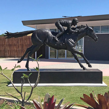 Race Horse (Bronze Sculpture)