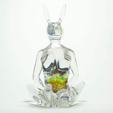 Rabbitgirl loves pears