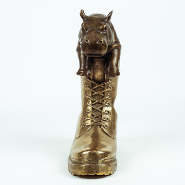 Walk with the baby hippo (Bronze Sculpture, Small)