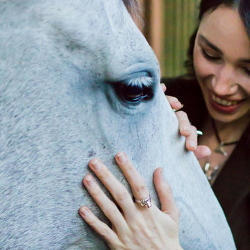 She had him wrapped around her finger (Ring)