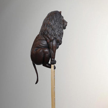 Lion reaches new heights (Bronze Sculpture)