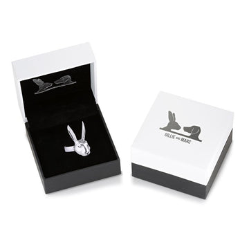 She thought they were the perfect fit (Ring)