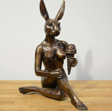She screams for white chocolate and toffee ice cream (Bronze Sculpture)