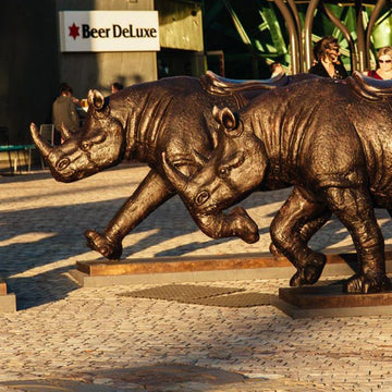 Run for your lives (Bronze Sculpture)