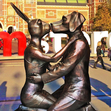 The Kiss (Bronze Sculpture)