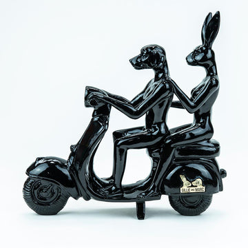 Happy mini vespa riders (Resin Sculpture)