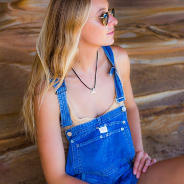 Their love could fill an entire ocean (Pendant)